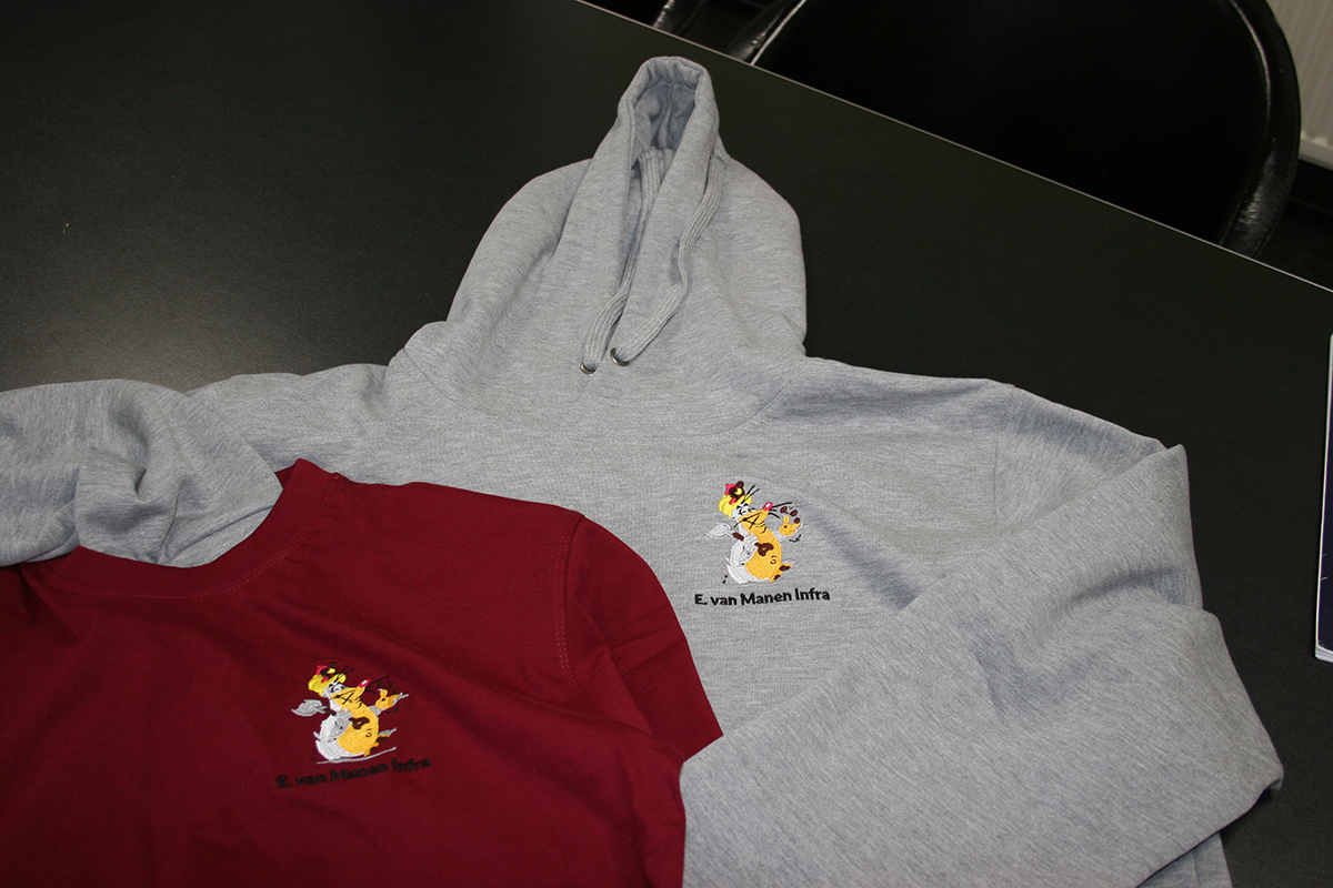 Truien en T-shirts voor Edward van Manen